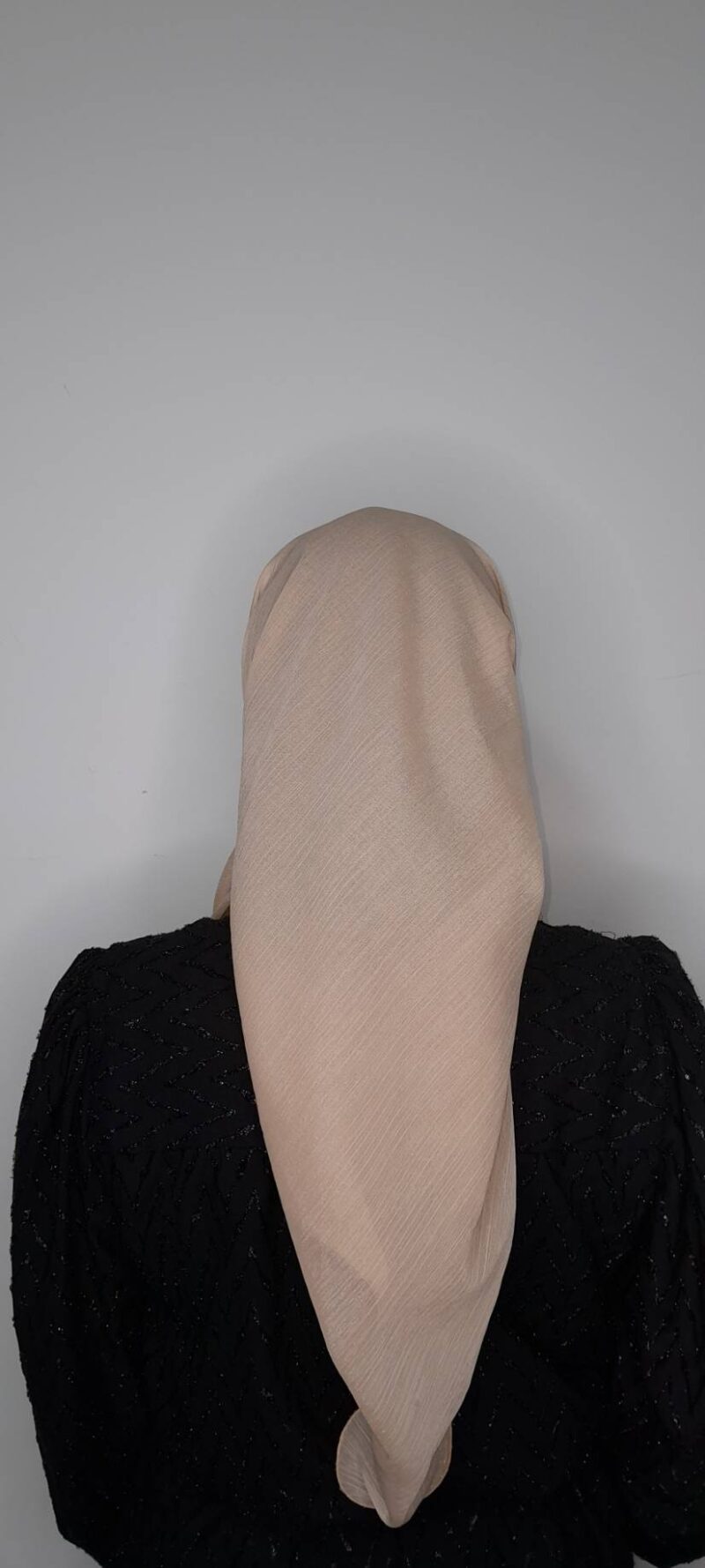 ⁦שיפון נוצצת בצבע ניוד חגיגית⁩ – תמונה ⁦2⁩