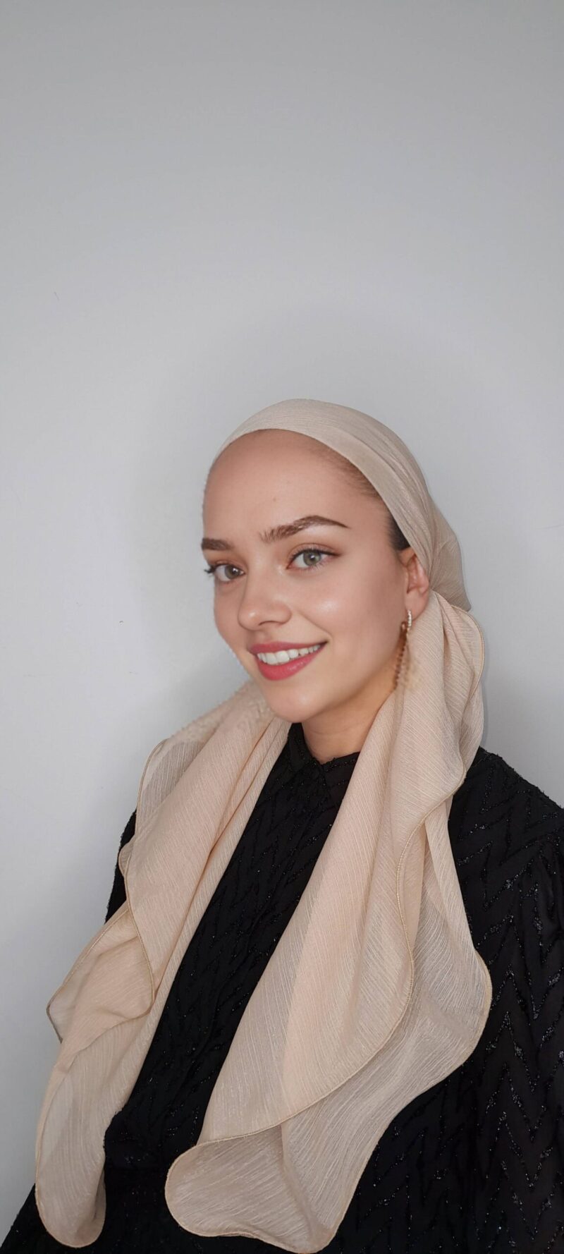 ⁦שיפון נוצצת בצבע ניוד חגיגית⁩ – תמונה ⁦8⁩