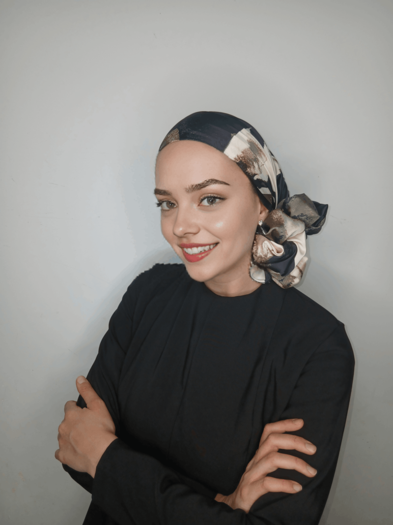 ⁦סאטן הדפס שחור ושמנת⁩ – תמונה ⁦5⁩