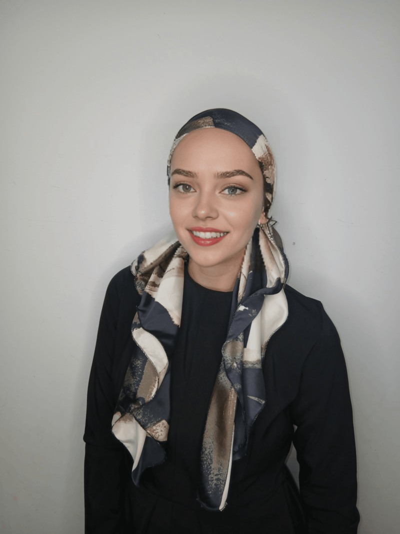 ⁦סאטן הדפס שחור ושמנת⁩ – תמונה ⁦6⁩